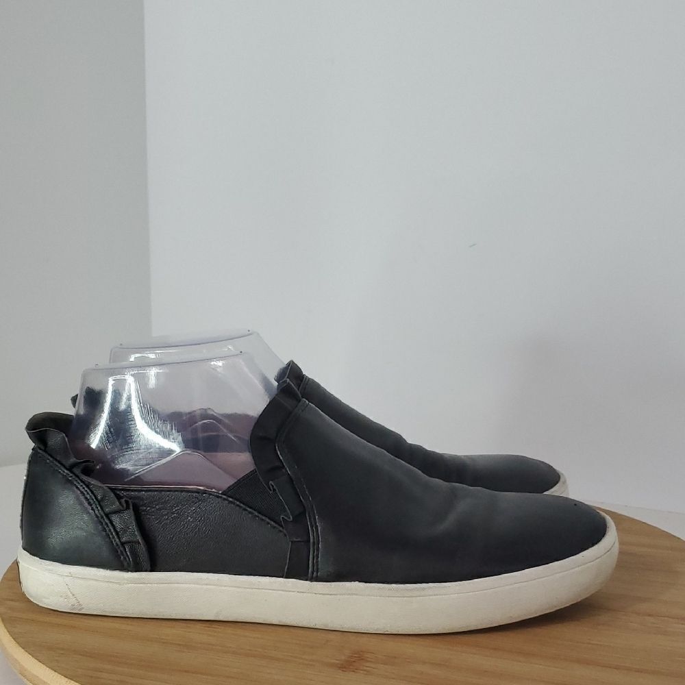 Kate Spade Black Leather Slip-On Sneakers Women's Size 7.5